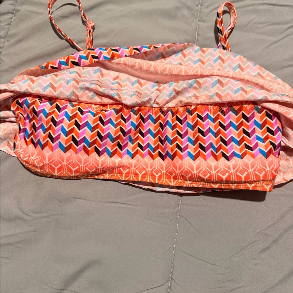 GB Ruffle Bikini Top - Picture 3 of 4